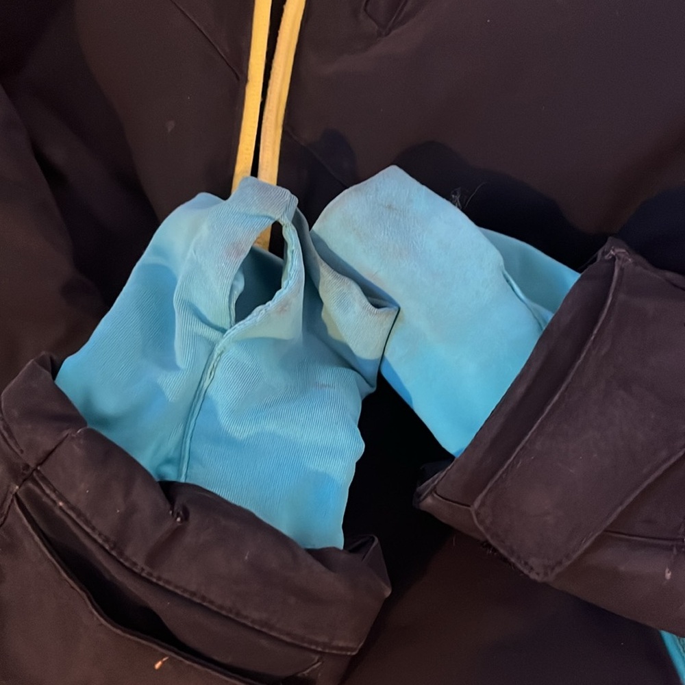 Spyder ski jacket. - Picture 6 of 6